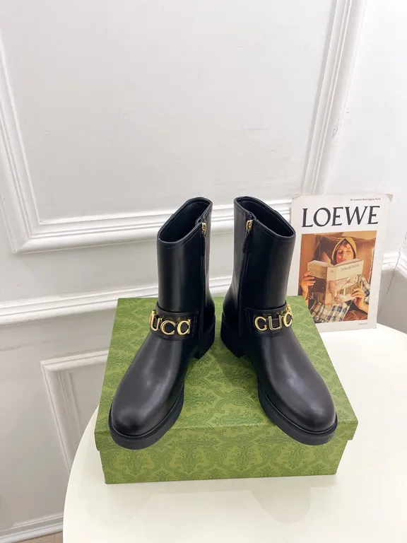 Gucci Shoe 